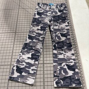 The Children's Place Kids Camo Corduroy Pants Size 8 Camouflage Cargo